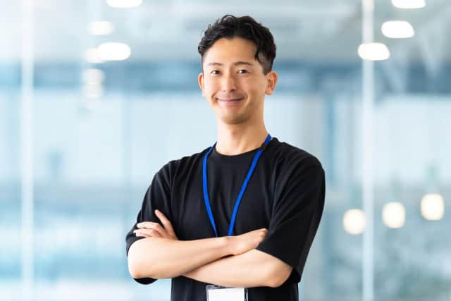 リーダーの男性